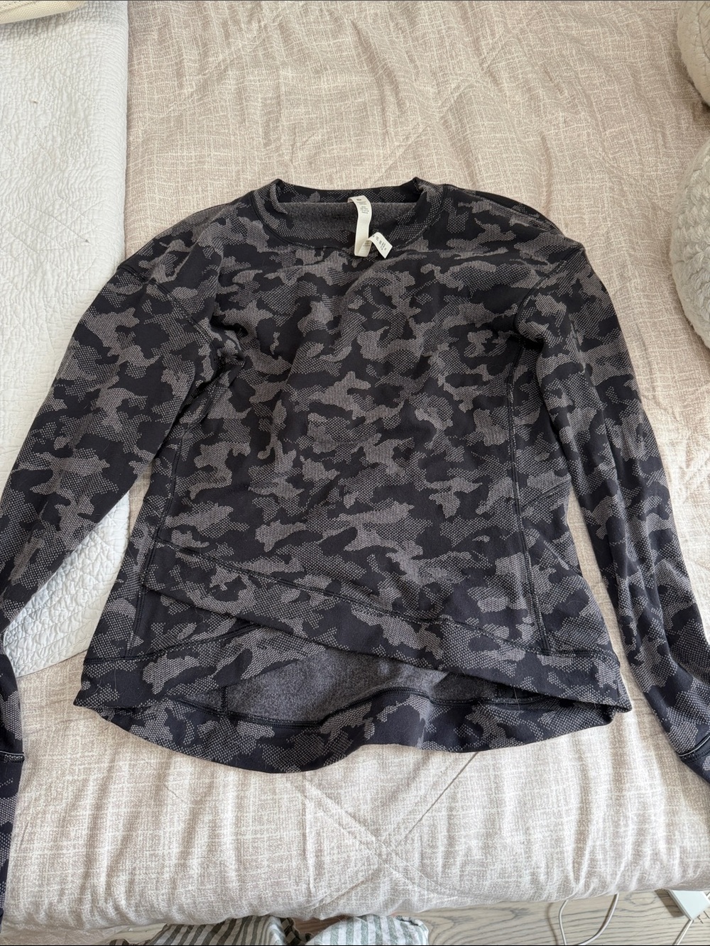 lululemon athletica Black & Gray Camo Long Sleeve Pullover